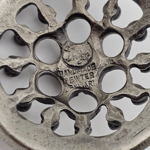 VTG Necklace Pendant Silver Tone Pewter Round Denmark Retro Whimsigoth Floral 2" - Picture 6 of 16